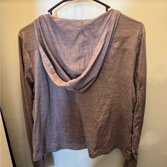 Athletica Purple Long-Sleeve Crop Top - Picture 3 of 3